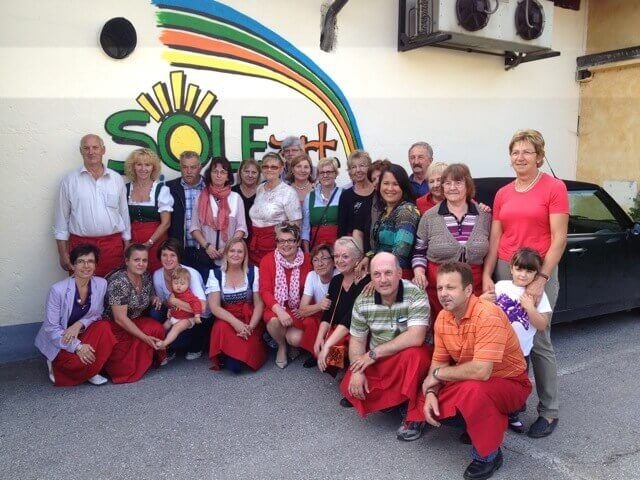 Mitarbeiter bei der Eröffnung SOLEart 2012