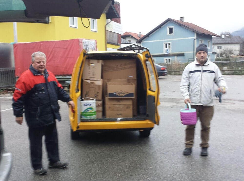 Lebensmittelsammlung zu Weihnachten